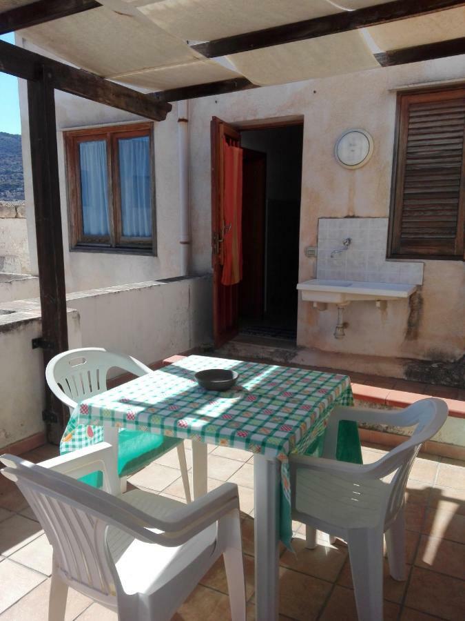 Casa Della Camperia Apartment Фавиняна Екстериор снимка